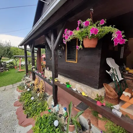 Kuca Viola, Traditional Wooden House In Tuhelj Exterior photo