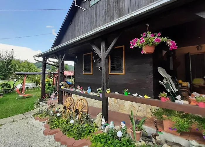 Kuca Viola, Traditional Wooden House In Tuhelj